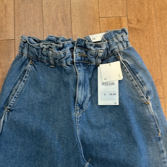 NWT 🎉 Zara Jeans! Size 4! - Picture 2 of 4
